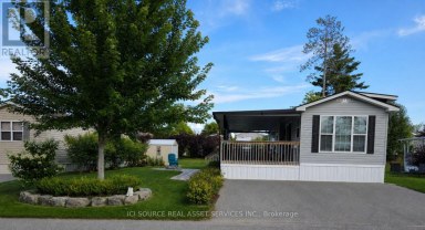 WCL-CT015 - 15 CHIPPEWA TRAIL Wasaga Beach Ontario photo 1