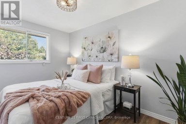 34 SPEIGHT COURT London East (East I) Ontario photo 14