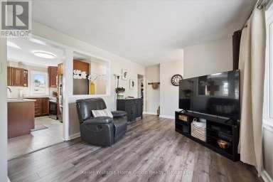 297 HERRICK STREET N Centre Wellington (Fergus) Ontario photo 9