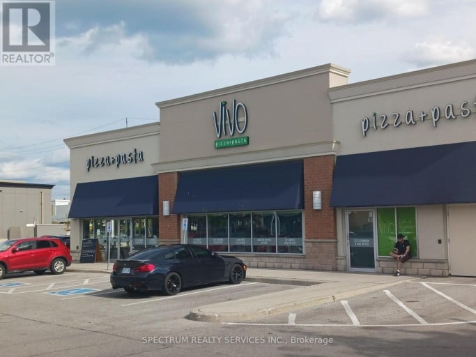 F1 - 17285 LESLIE STREET, Newmarket (Huron Heights-Leslie Valley), Ontario, L3Y0A4
