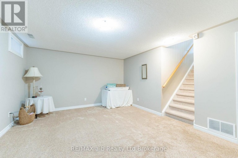 23 ARMSTRONG DRIVE, Tillsonburg, Ontario, N4G5T3