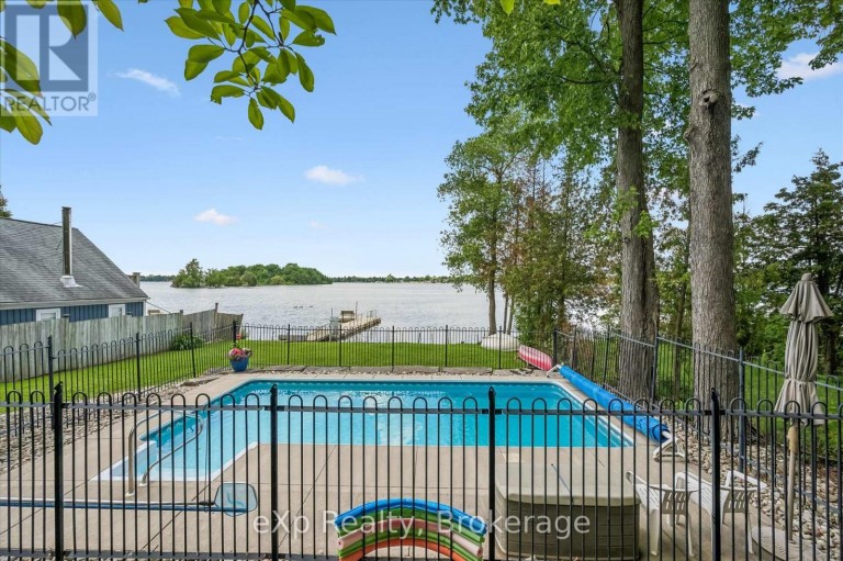 20 CLERGY LANE, Puslinch (Puslinch Lake Settlement Areas), Ontario, N0B2J0