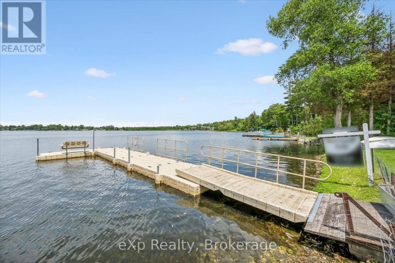 20 CLERGY LANE, Puslinch (Puslinch Lake Settlement Areas), Ontario, N0B2J0