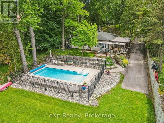 20 CLERGY LANE, Puslinch (Puslinch Lake Settlement Areas), Ontario, N0B2J0