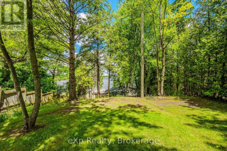 20 CLERGY LANE, Puslinch (Puslinch Lake Settlement Areas), Ontario, N0B2J0
