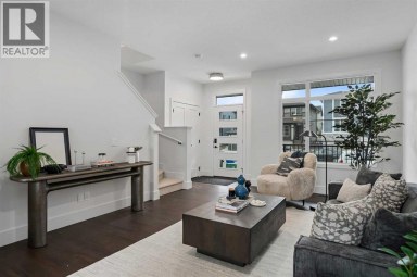 872 Sora Boulevard SE Calgary Alberta photo 7