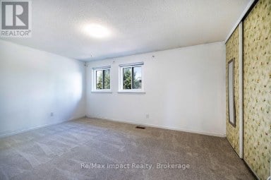 25 TOMPKINS LANE Ajax (South East) Ontario photo 13