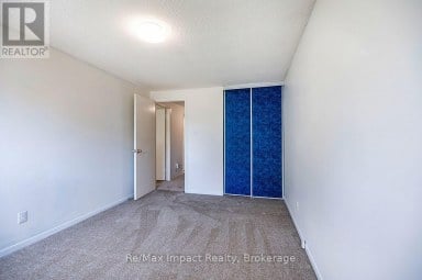 25 TOMPKINS LANE Ajax (South East) Ontario photo 18