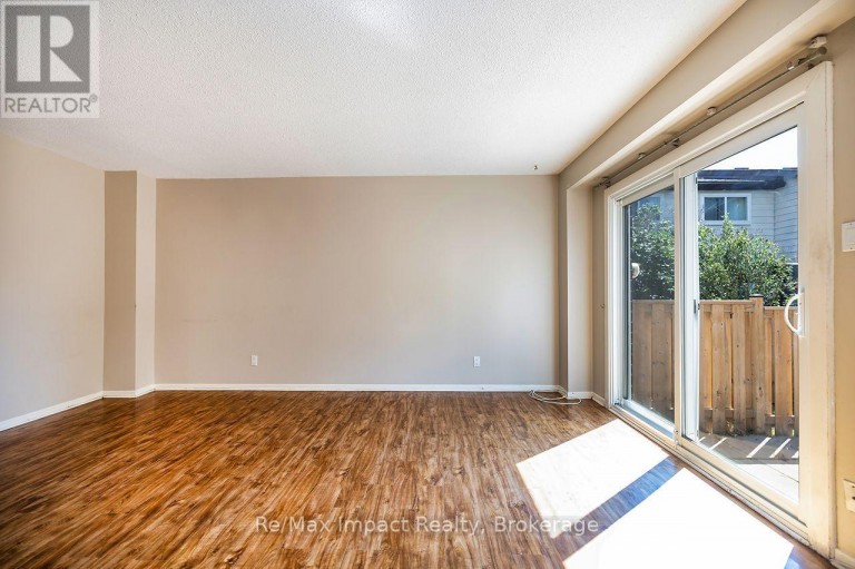 25 TOMPKINS LANE, Ajax (South East), Ontario, L1S3L7