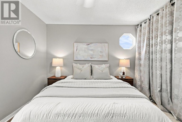 127 - 12421 NINTH LINE, Whitchurch-Stouffville (Stouffville), Ontario, L4A1J3
