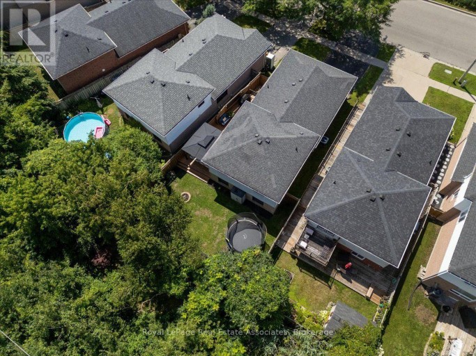 1464 TROWBRIDGE DRIVE, Oshawa (Centennial), Ontario, L1G7R7