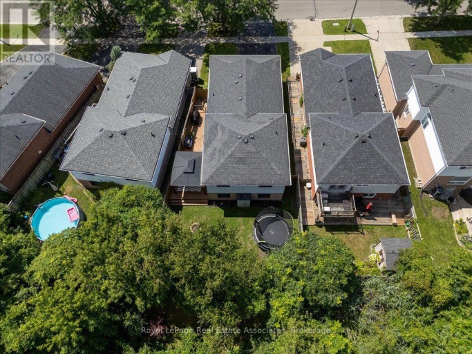1464 TROWBRIDGE DRIVE, Oshawa (Centennial), Ontario, L1G7R7