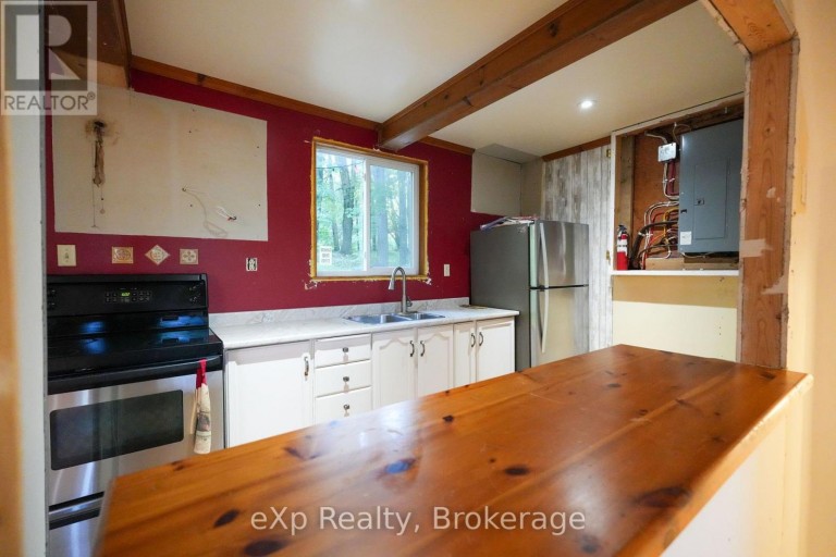 272 BOWLES BLUFF ROAD, Grey Highlands, Ontario, N0C1H0