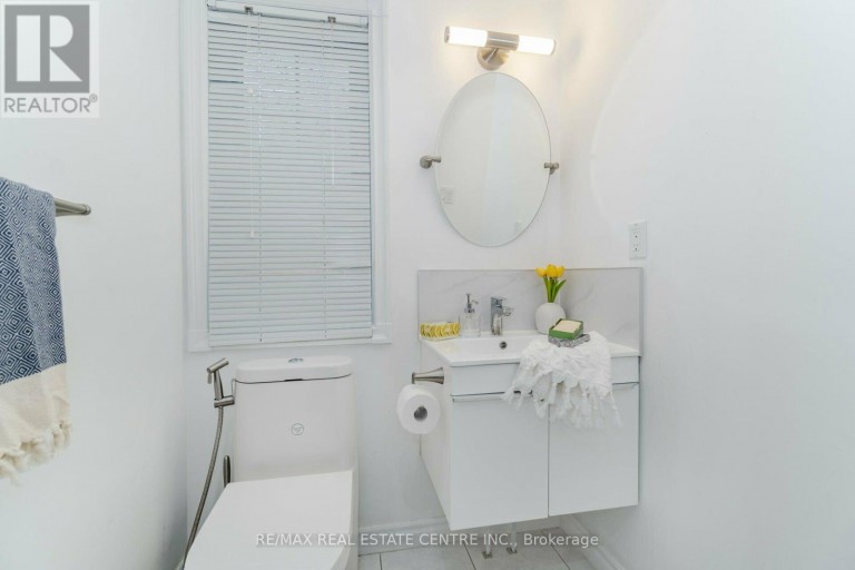 45 - 1591 SOUTH PARADE COURT, Mississauga (East Credit), Ontario, L5M6G1