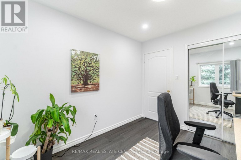 45 - 1591 SOUTH PARADE COURT, Mississauga (East Credit), Ontario, L5M6G1