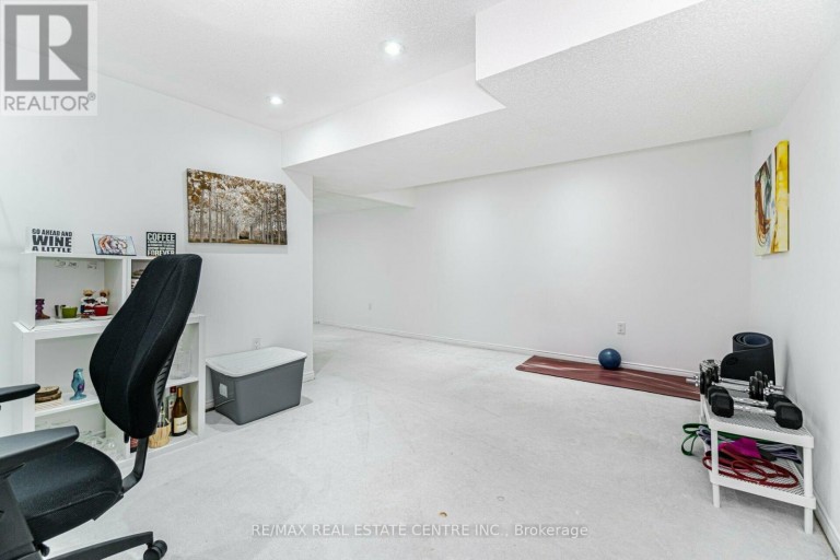 45 - 1591 SOUTH PARADE COURT, Mississauga (East Credit), Ontario, L5M6G1