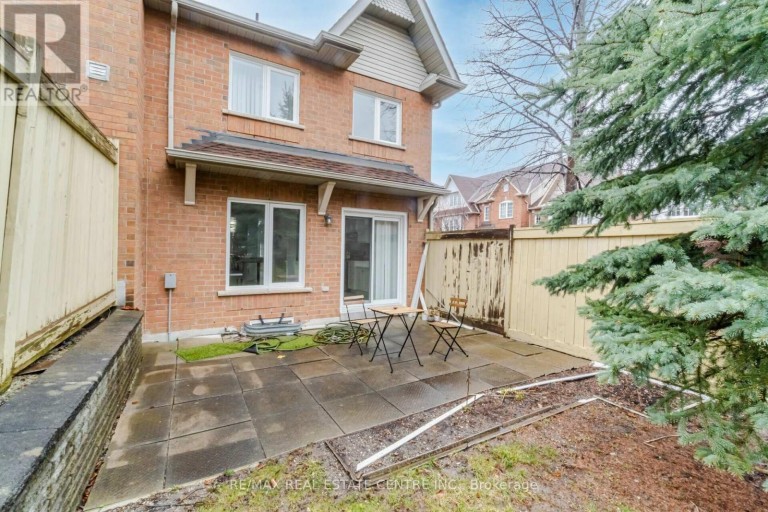 45 - 1591 SOUTH PARADE COURT, Mississauga (East Credit), Ontario, L5M6G1