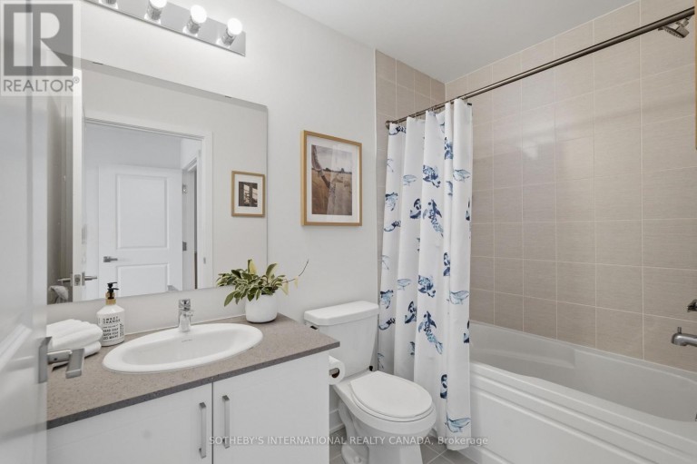 60 WILLIAM DUNCAN ROAD, Toronto (Downsview-Roding-CFB), Ontario, M3K0C5