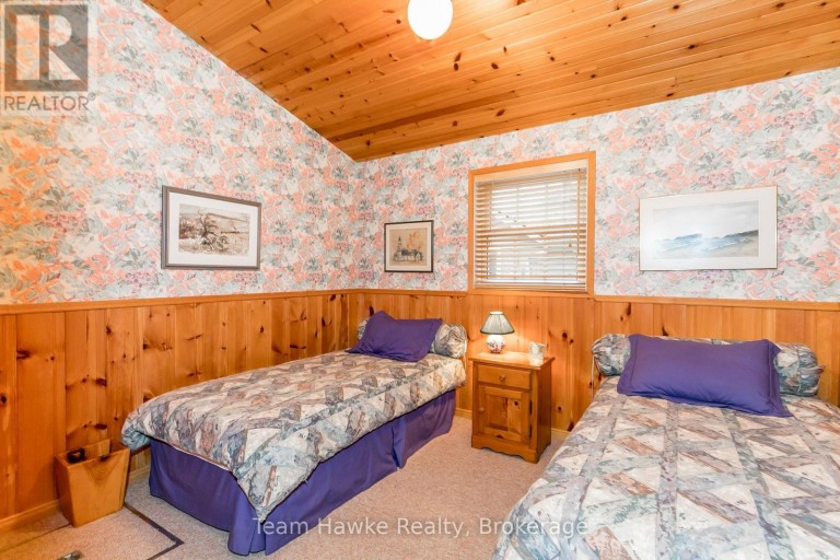 20 SCOTT LANE, Tiny, Ontario, L0L2J0