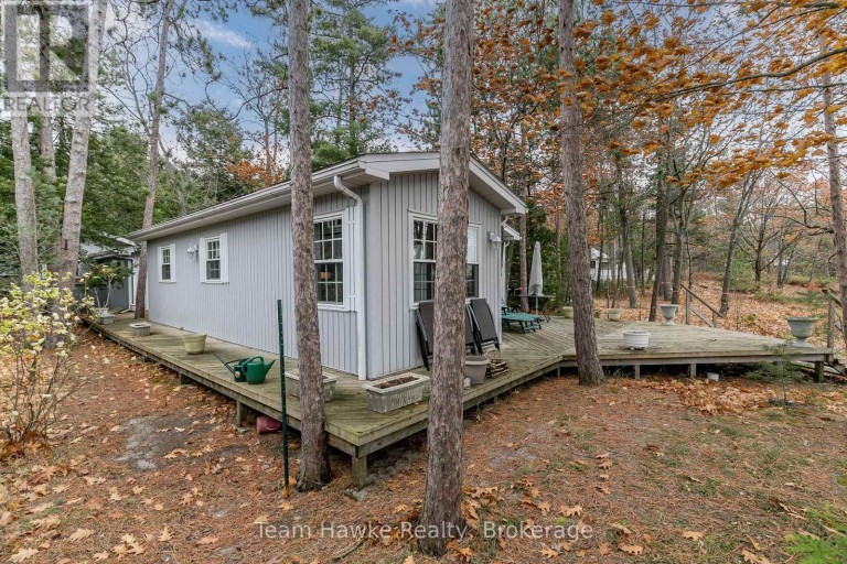 20 SCOTT LANE, Tiny, Ontario, L0L2J0