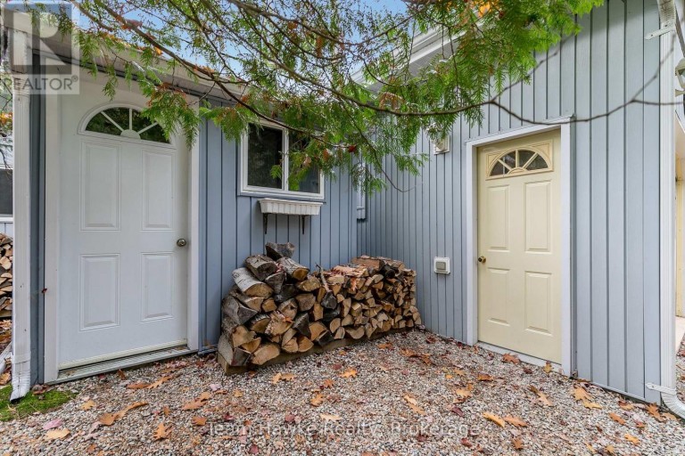 20 SCOTT LANE, Tiny, Ontario, L0L2J0