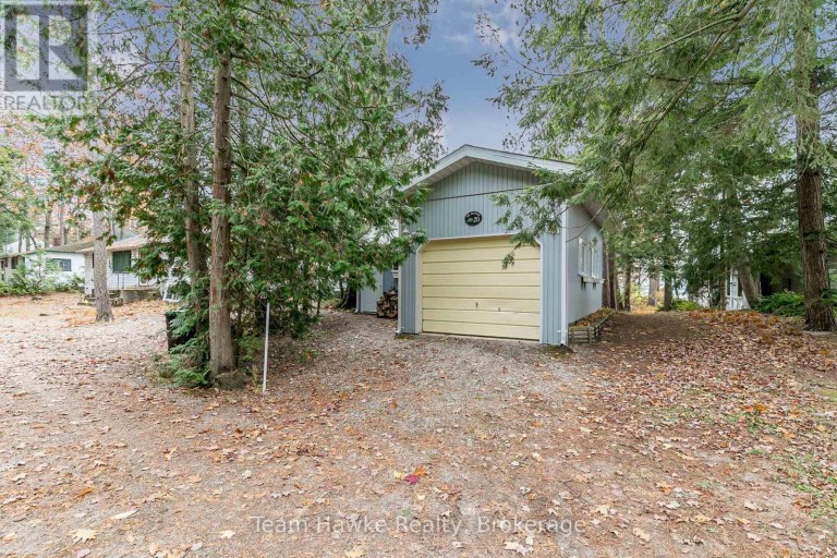 20 SCOTT LANE, Tiny, Ontario, L0L2J0