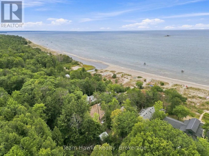 20 SCOTT LANE, Tiny, Ontario, L0L2J0