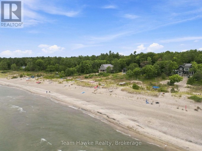20 SCOTT LANE, Tiny, Ontario, L0L2J0