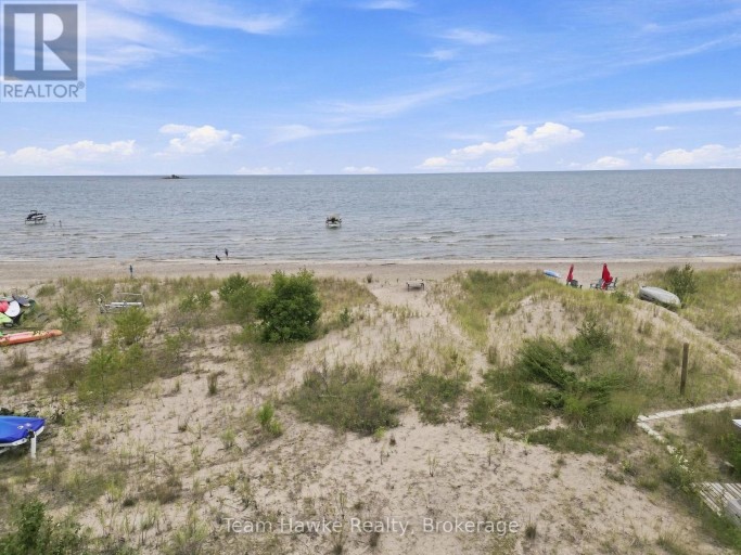 20 SCOTT LANE, Tiny, Ontario, L0L2J0