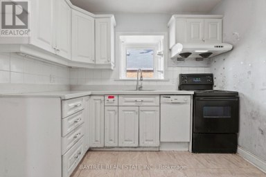 72 EXFORD DRIVE Toronto (Dorset Park) Ontario photo 9