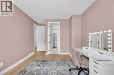 2625 29 Street SW Calgary Alberta photo 37