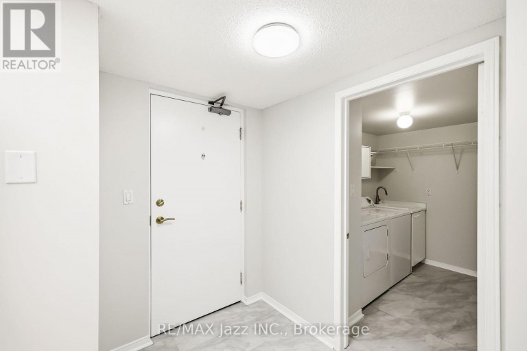 115 - 1995 ROYAL ROAD, Pickering (Village East), Ontario, L1V6V9