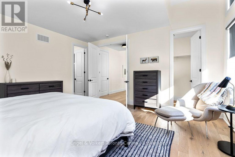 160 SPRINGSIDE CRESCENT, Blue Mountains, Ontario, L9Y5L3