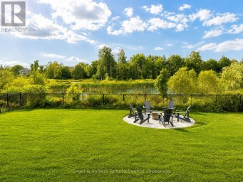 160 SPRINGSIDE CRESCENT Blue Mountains Ontario photo 2