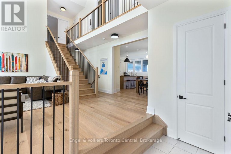 160 SPRINGSIDE CRESCENT, Blue Mountains, Ontario, L9Y5L3