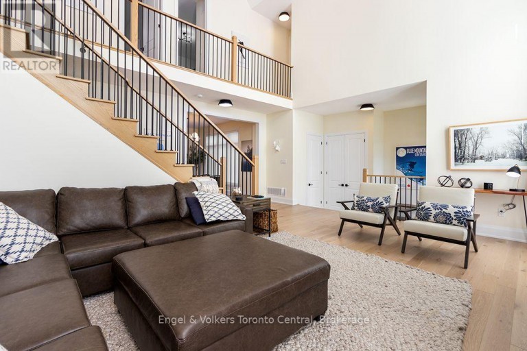 160 SPRINGSIDE CRESCENT, Blue Mountains, Ontario, L9Y5L3
