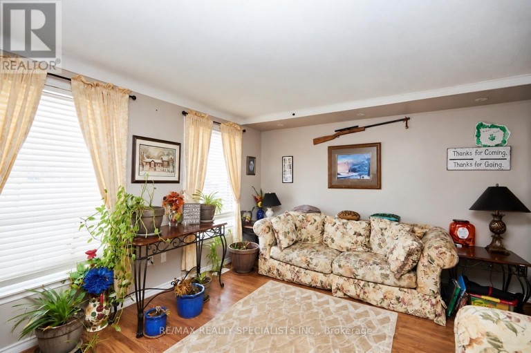 512 FIRST AVENUE, Welland (N. Welland), Ontario, L3C6A7