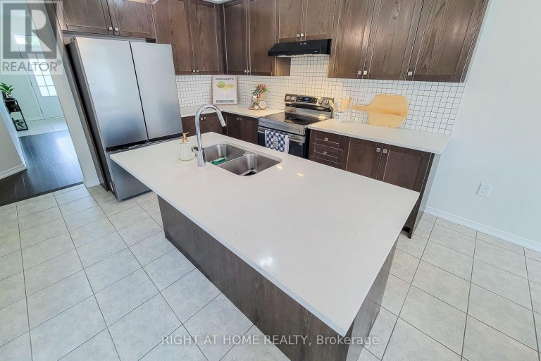 11 ESTHER CRESCENT, Thorold (Hurricane/Merrittville), Ontario, L3B0E9
