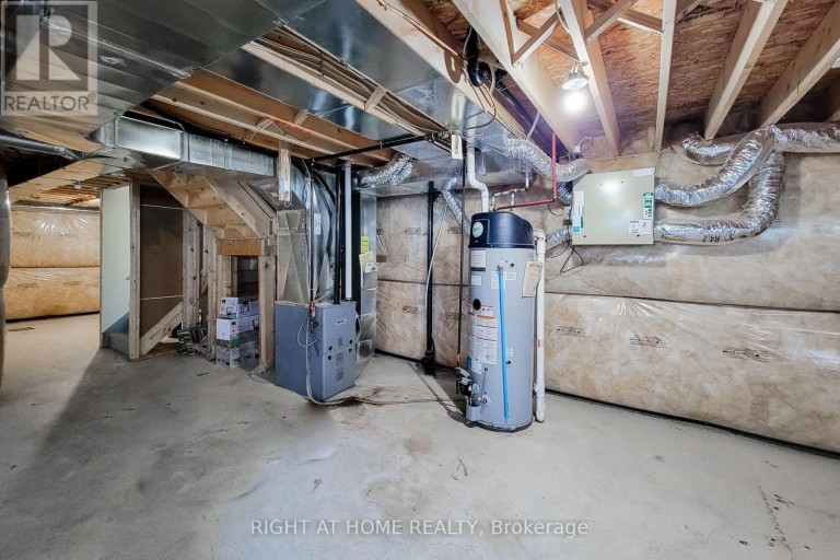 11 ESTHER CRESCENT, Thorold (Hurricane/Merrittville), Ontario, L3B0E9