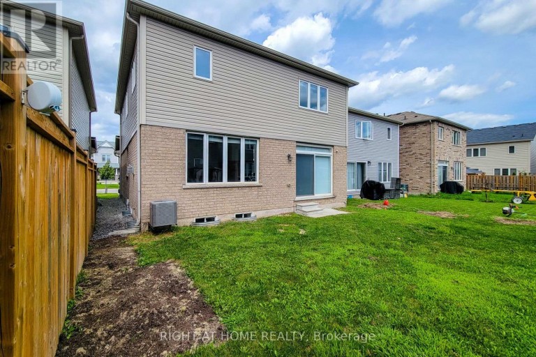 11 ESTHER CRESCENT, Thorold (Hurricane/Merrittville), Ontario, L3B0E9