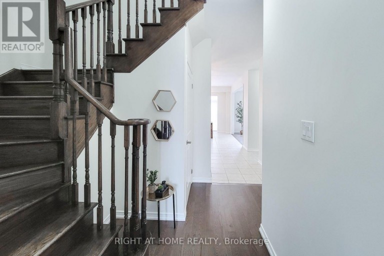 11 ESTHER CRESCENT, Thorold (Hurricane/Merrittville), Ontario, L3B0E9