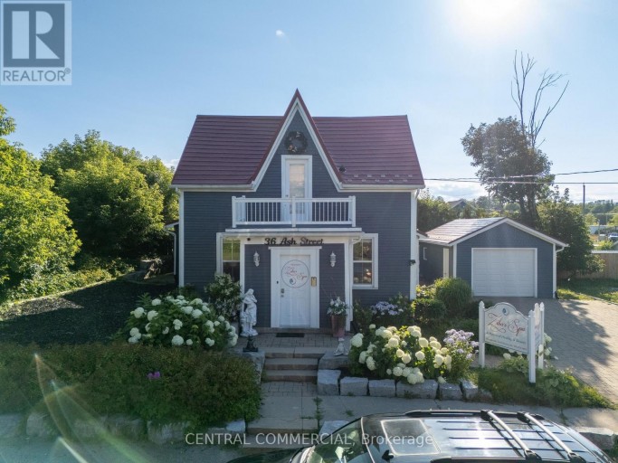 36 ASH STREET, Uxbridge, Ontario, L9P1E5