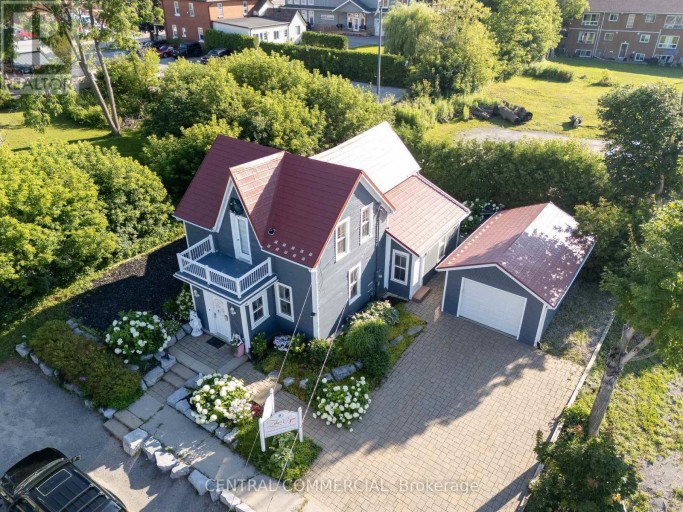 36 ASH STREET, Uxbridge, Ontario, L9P1E5