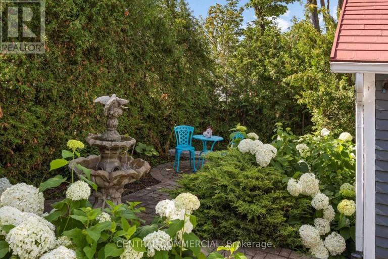 36 ASH STREET, Uxbridge, Ontario, L9P1E5