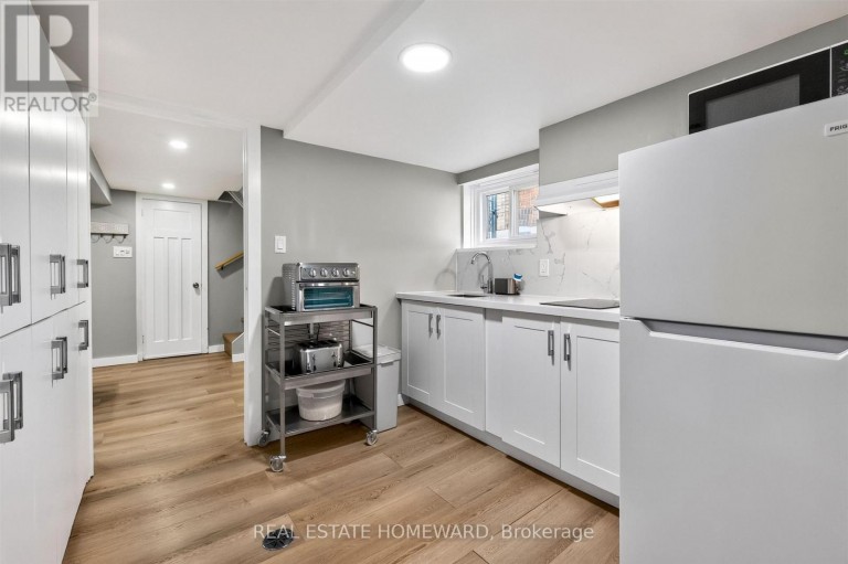 413 O'CONNOR DRIVE, Toronto (East York), Ontario, M4J2W4