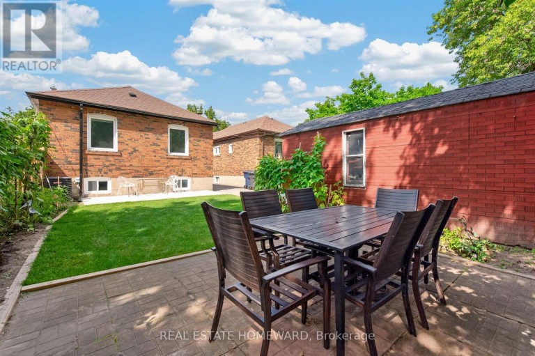 413 O'CONNOR DRIVE, Toronto (East York), Ontario, M4J2W4