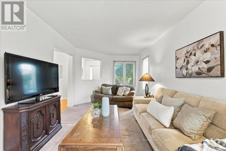 989 DEER VALLEY DRIVE, Oshawa (Northglen), Ontario, L1J8N2