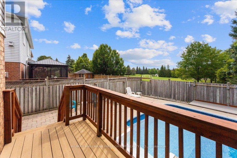 989 DEER VALLEY DRIVE, Oshawa (Northglen), Ontario, L1J8N2