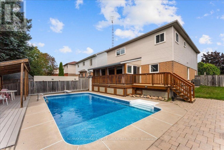 989 DEER VALLEY DRIVE, Oshawa (Northglen), Ontario, L1J8N2