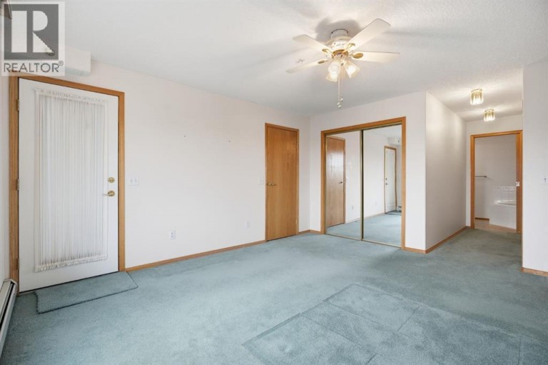 306, 7239 Sierra Morena Boulevard SW, Calgary, Alberta, T3H3L7